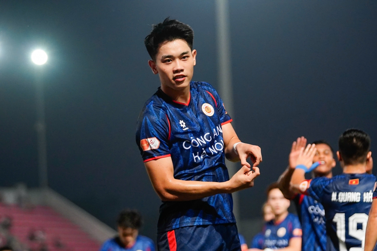 Hành trình CAHN áp sát ch?c v? ??ch V-League 2025/26