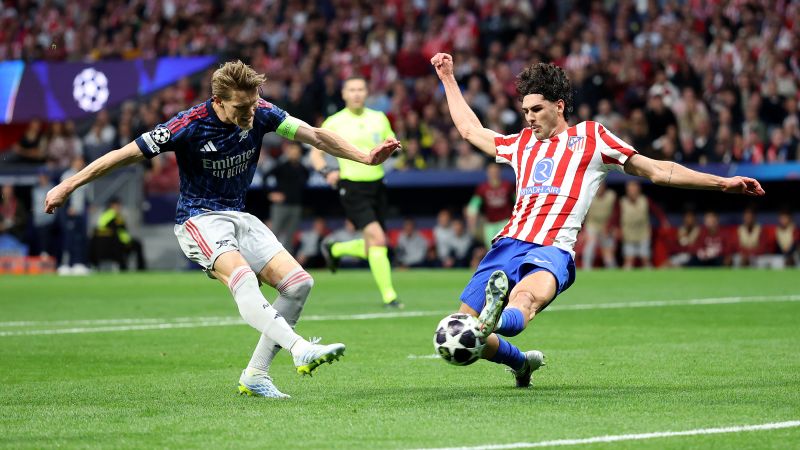 Atletico Madrid vs Arsenal 1-1 bán k?t Champions League l??t ?i 2026 t?i Civitas Metropolitano