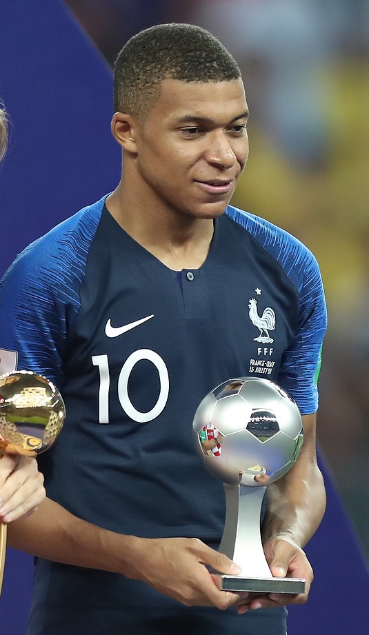 Mbappé Real Madrid tr??c tr?n El Clasico Camp Nou 10/5 La Liga 2025-26