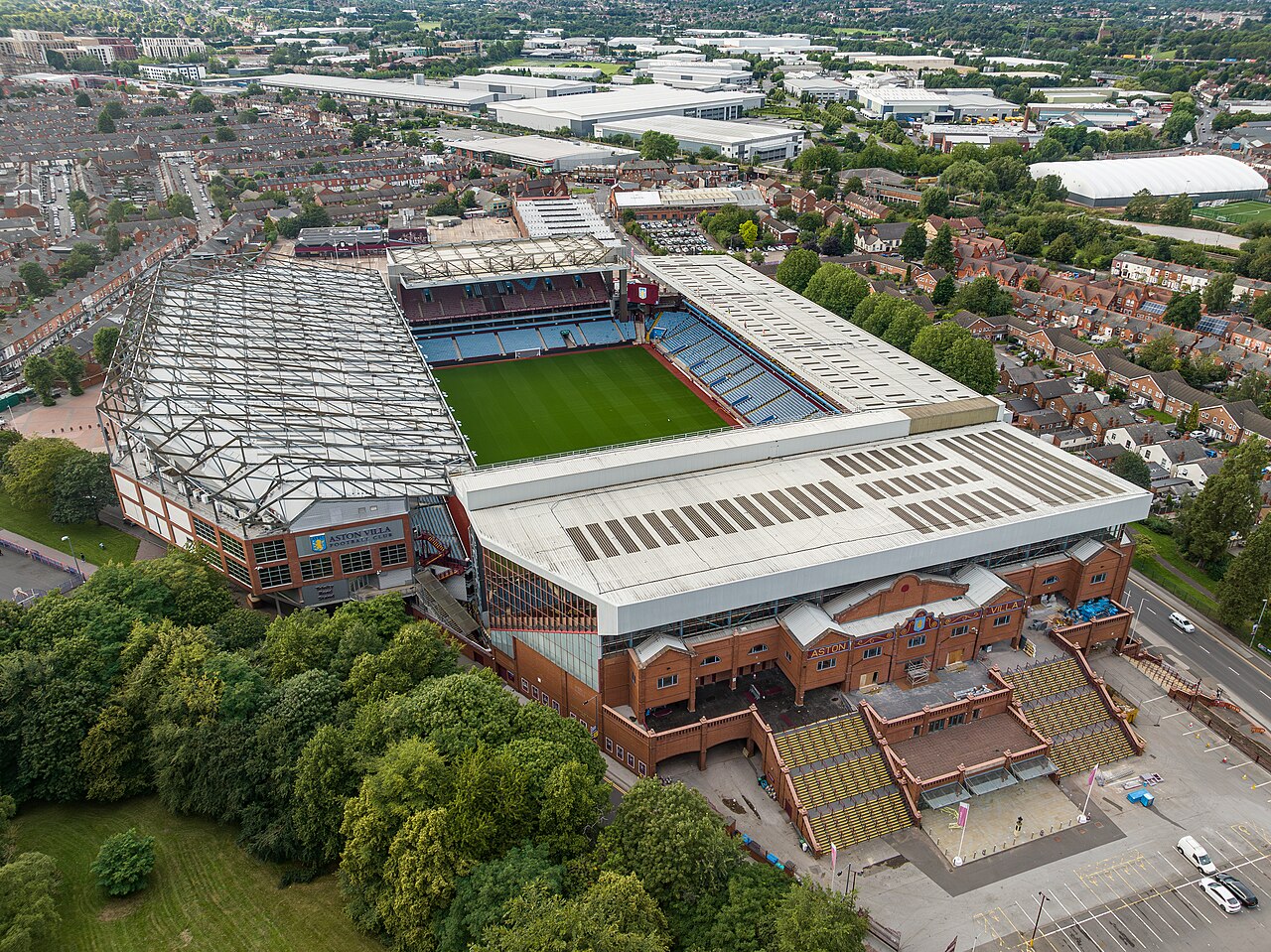 Villa Park - san nhà c?a Aston Villa s? là n?i di?n ra tr?n bán k?t l??t v? Europa League ngày 7/5