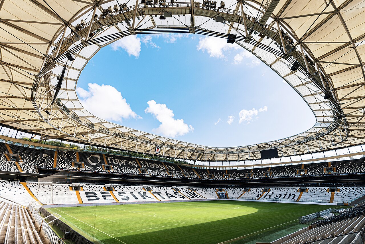 San Vodafone Park Istanbul - ??a ?i?m chung k?t Europa League 2026 ngày 20/5