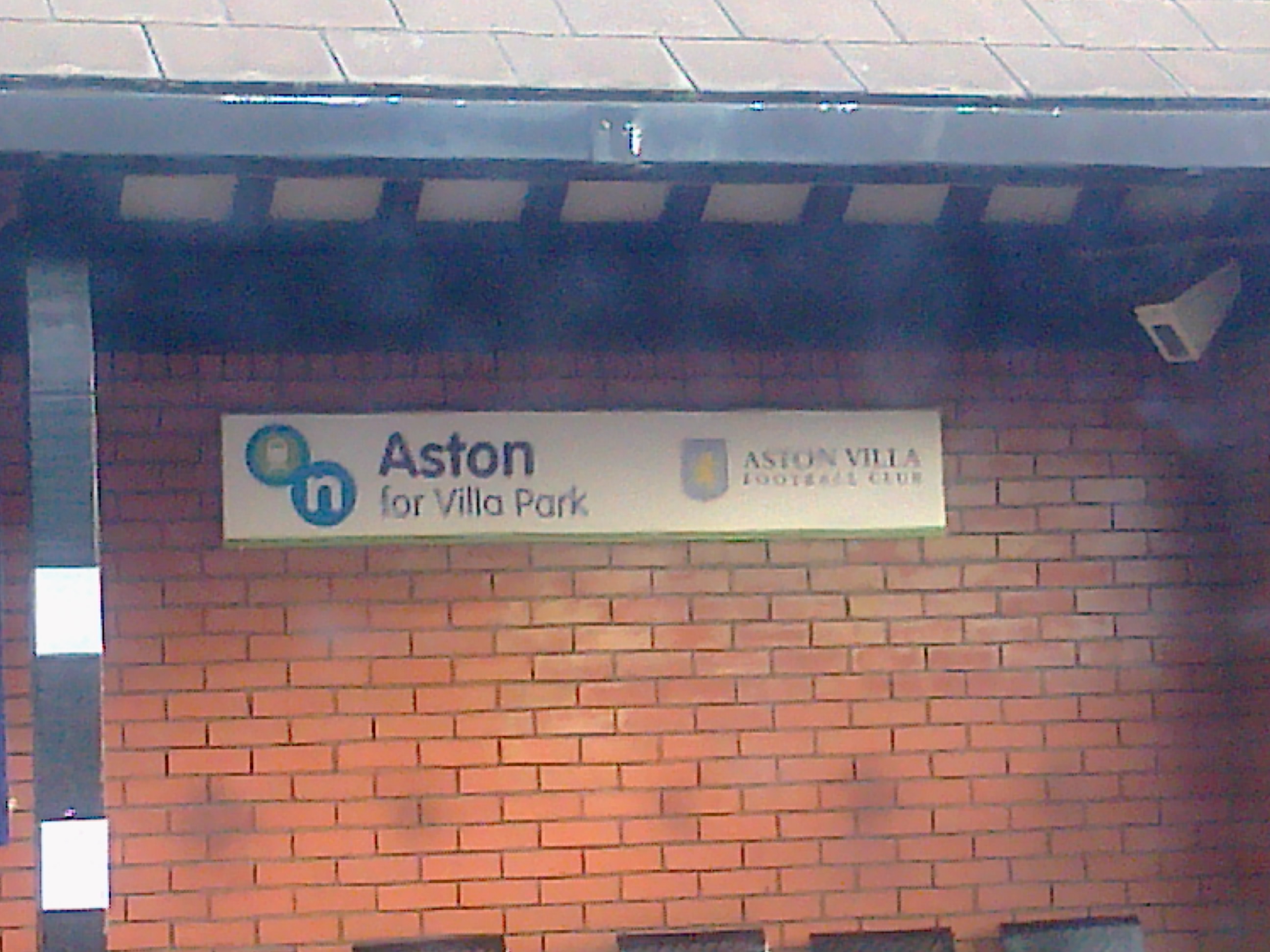 Aston Villa Park — San nhà c?a ??i bóng ?ang ti?n vào chung k?t Europa League 2026