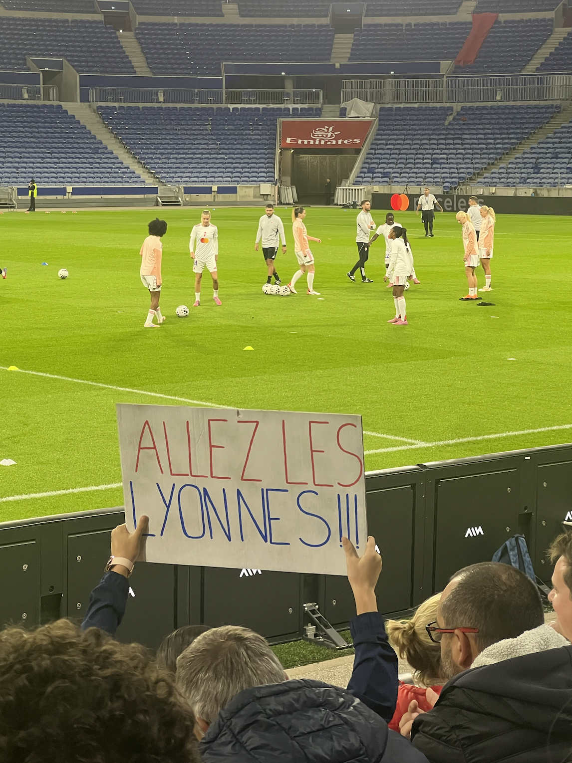 OL Lyonnais — ??i bóng n? huy?n tho?i chau ?u h??ng ??n chung k?t UWCL 2026 t?i Oslo