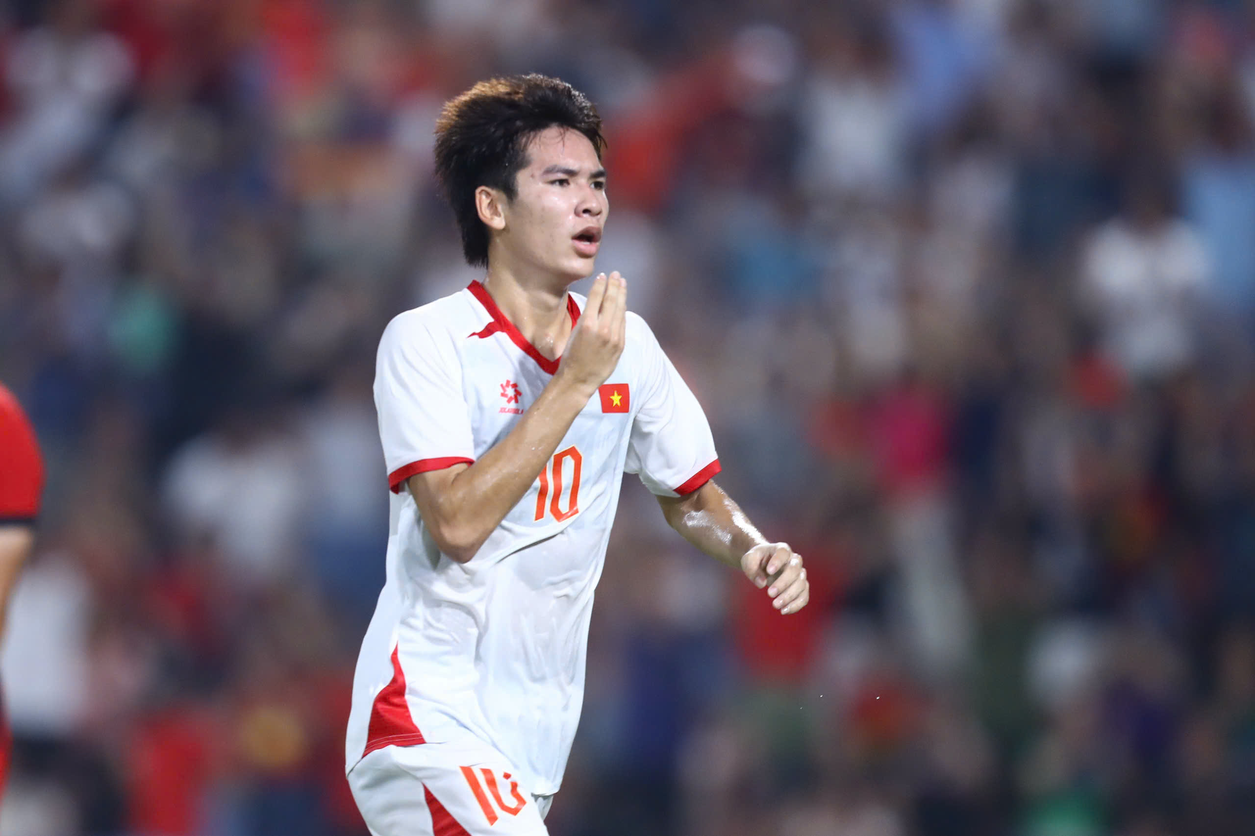 Tài n?ng tr? V-League U23 trên san t?p tr??c vòng 20 mùa 2025/26
